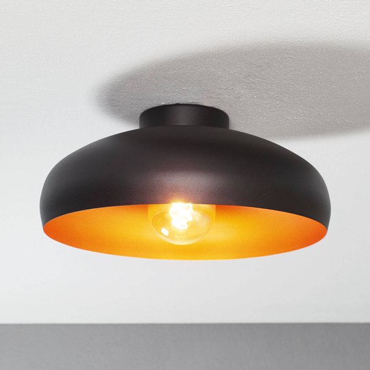 Kaunis metallikattovalaisin Mogano