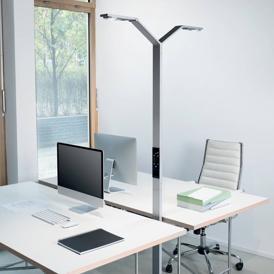 Luctra Floor Twin Linear LED-lattiavalo alumiini