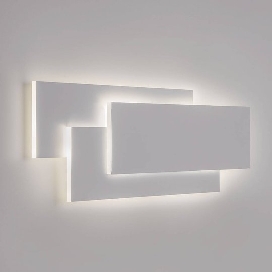 Huippumoderni LED-seinävalaisin Edge valkoisena