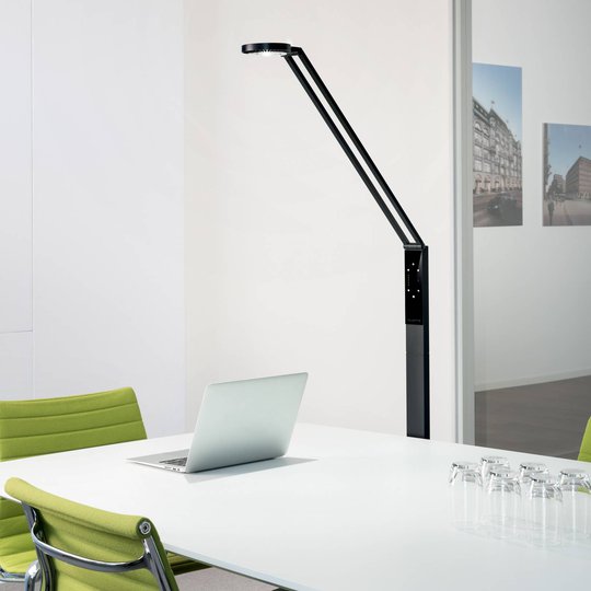 Luctra Floor Radial LED-lattiavalaisin musta