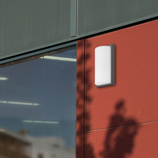 LED-ulkoseinälamppu 039 liiketunnistimella