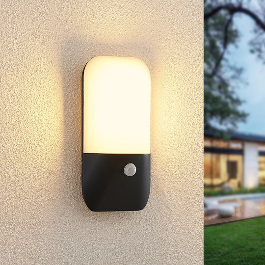 Lucande Bazilea LED-anturi-ulkoseinälamppu
