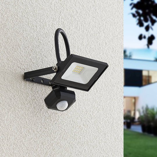 Lindby Aine - LED-kohdevalaisin musta 13,3cm