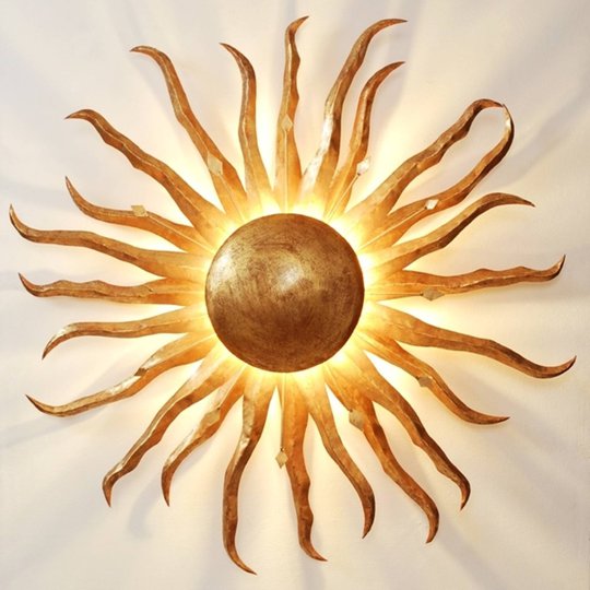 Kiehtova seinävalaisin AURINKO KULTA GIGANTE