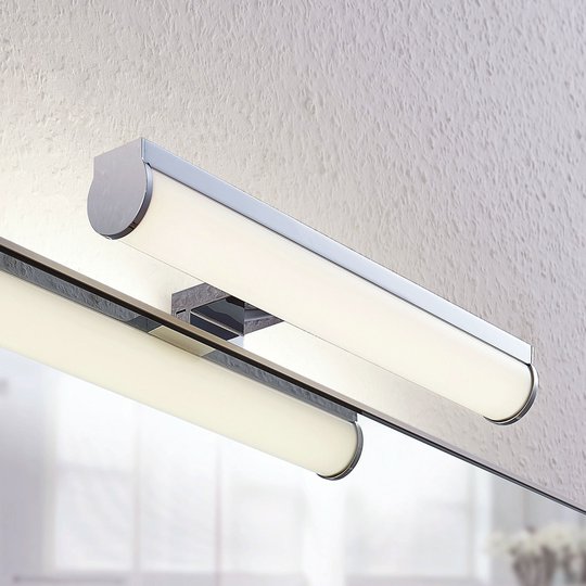Kylpyhuoneen LED-peililamppu Irmena, 30 cm