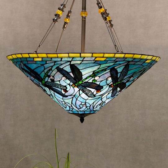 Riippuvalo 5975 värikkäällä tiffany-varjostimella