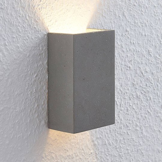 Lindby Albin LED-seinävalaisin betonista